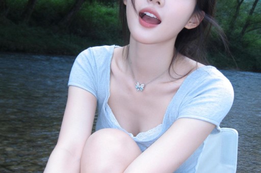 前空姐爆料明星坐飞机奇葩行为有高学历艺人脱袜后举动冲击眼球