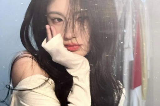 不到48小时接连3大瓜隐婚登记、带女儿偷腥网友：内娱又乱了