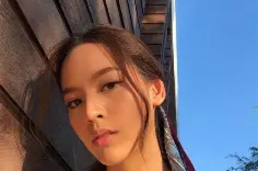 娱乐博主“吃瓜少女张小寒”微博账号被封禁背后真相引发热议！