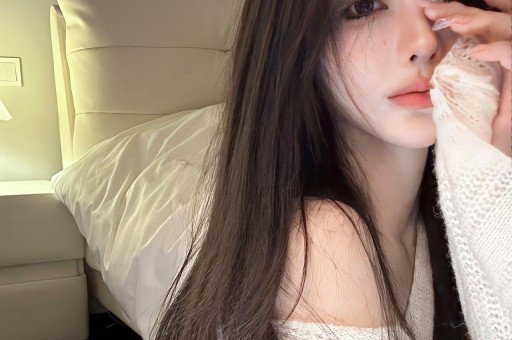 微博封禁“吃瓜少女张小寒”账号因多次发布未经核实的爆料信息和明星非公开行程